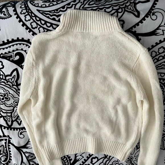 Aritzia Wilfred Sweater Ecru Size Large. - Picture 9 of 12